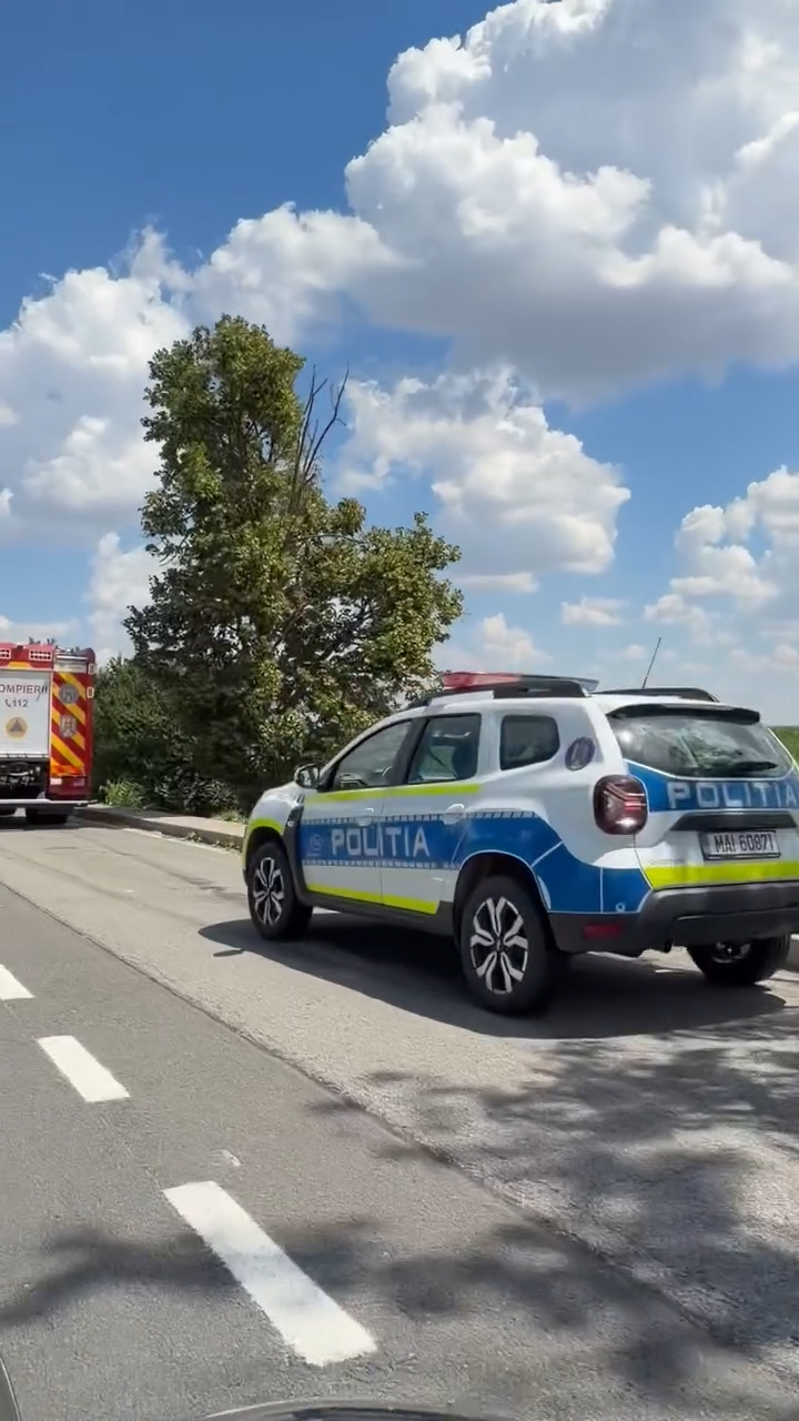 Accident ambulanta petresti (7).jpg