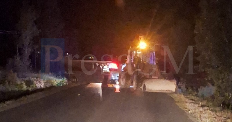 FOTO. Accident rutier în județul Satu Mare. Șoferul a ajuns cu mașina în șanțul de pe marginea drumului