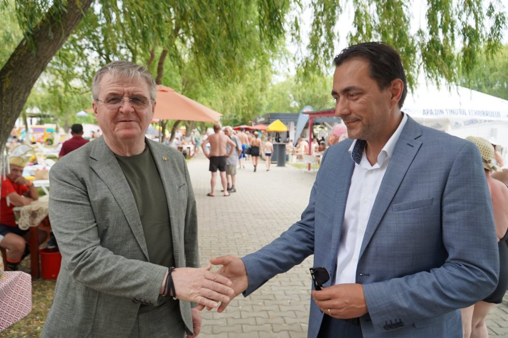 Sprijin pentru tradiție și producători locali, mesajul transmis de Mircea Govor la Festivalul Pălincii