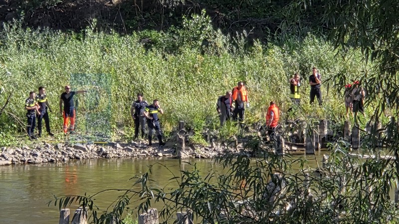 FOTO/VIDEO. Tragedie în municipiul Satu Mare. O persoană a fost găsită decedată în râul Someș, sub Podul Decebal