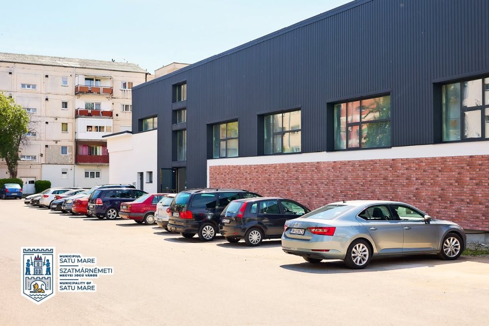 FOTO. Din ruină în sală de sport. Fosta centrală termică din Micro 16 prinde din nou viață