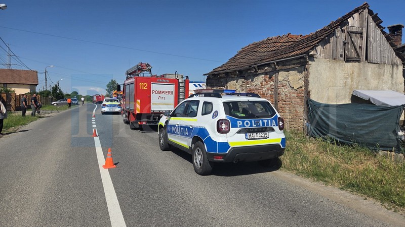 acccident feroviar masina lovita de tren balta blonda9.jpg