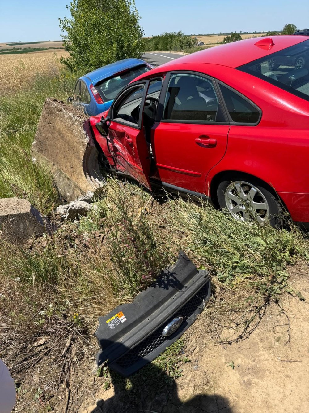 accident carei masini in sant.jpg