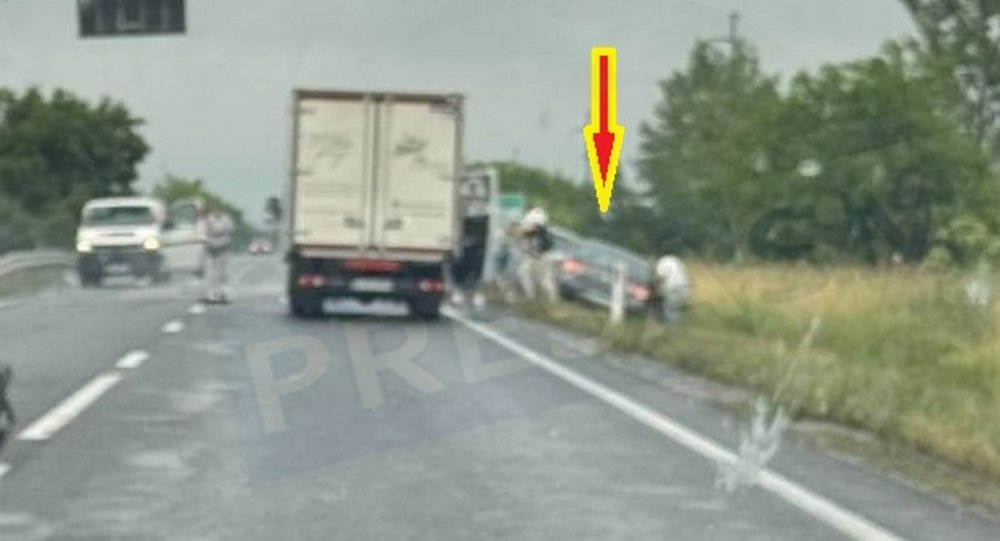 accident dn19 carei satu mare masina in sant (2).jpg