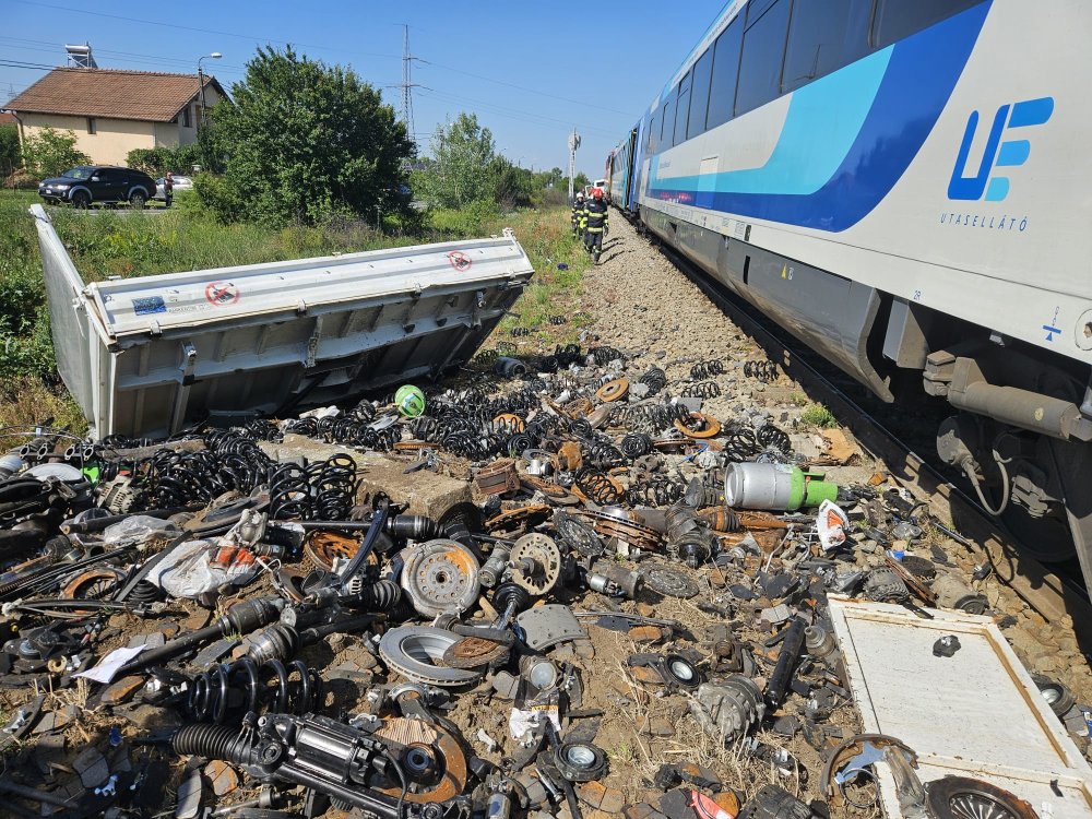 accident tren masina  (3).jpeg