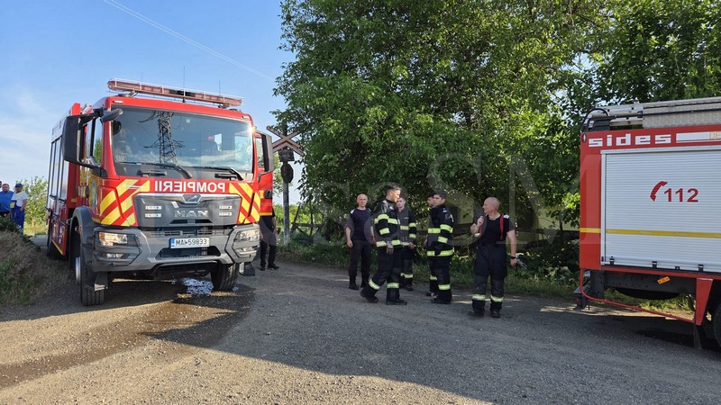 incendiu satu mare pompieri vara5.jpg