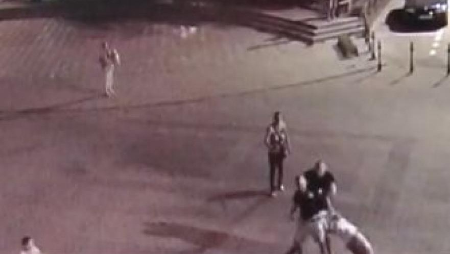 Angajat al Primăriei Satu Mare, în fața judecătorilor după o lovitură aplicată la un majorat. Victima cere daune morale de 100.000 de euro