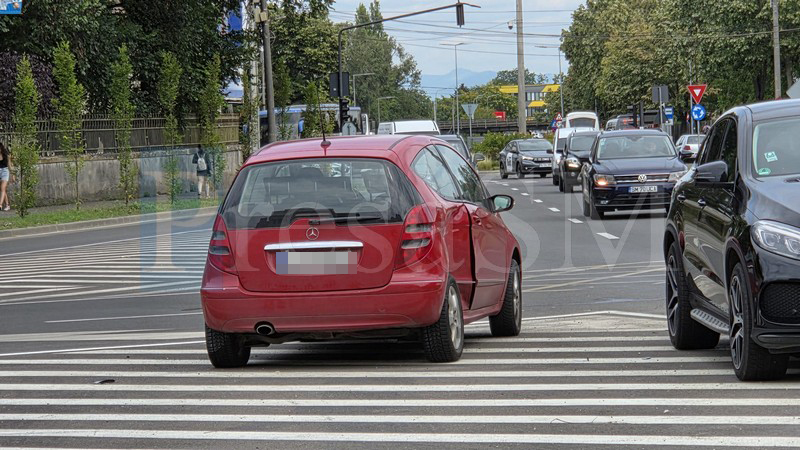 accident piața romană finanțe (5).jpg