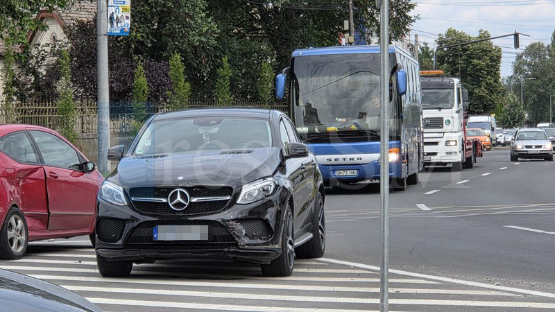 accident piața romană finanțe (4).jpg