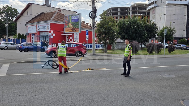 accident biciclist piața mare3.jpg