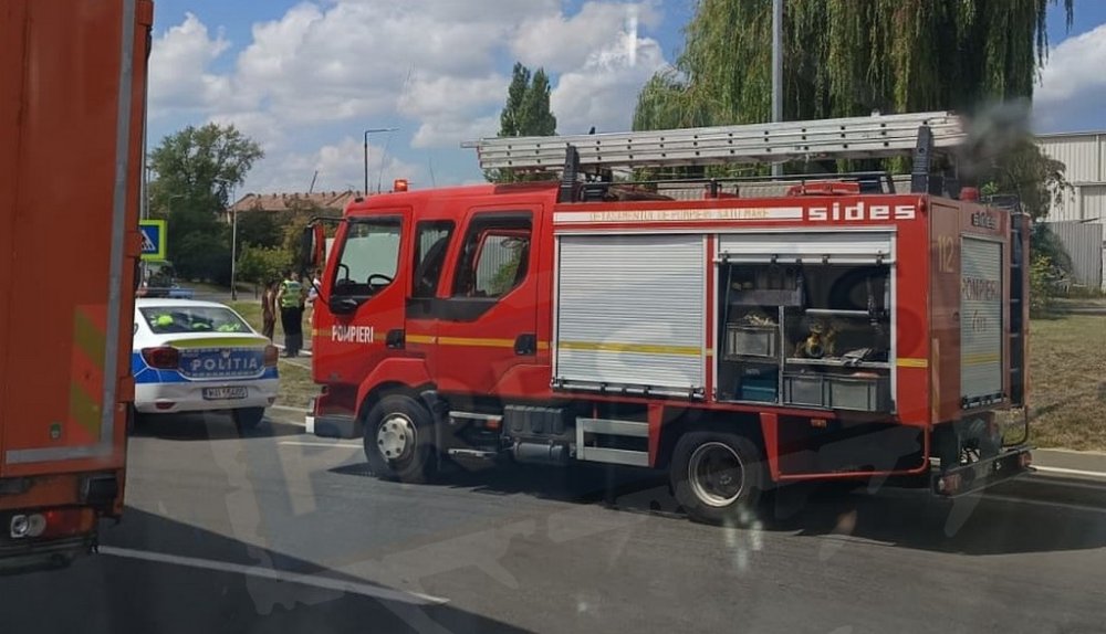 accident pe drumul botizului politia pompieri (3).jpg