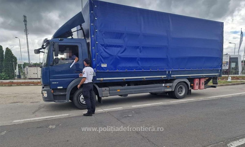 FOTO. O nouă mobilizare la frontiera cu Ungaria. Polițiști, jandarmi și vameși, sute de persoane verificate