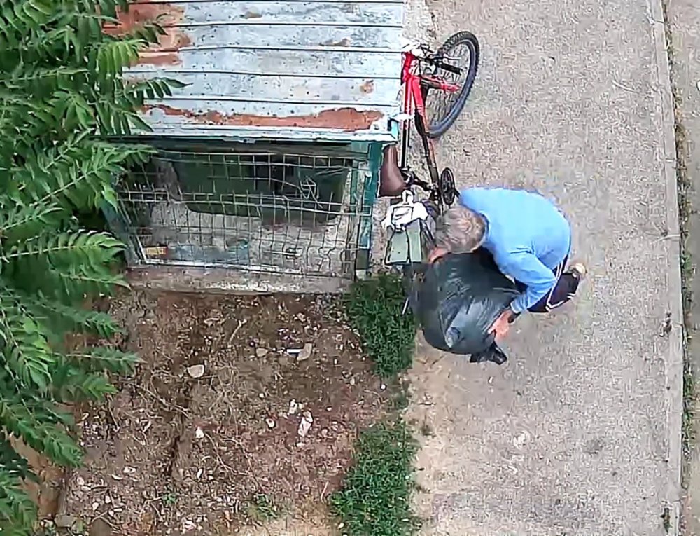depozitare ilegala gunoi4.jpg