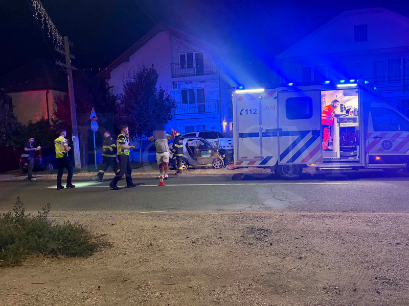 accident lazuri noaptea.jpg