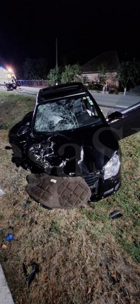 accident masina noaptea.jpg
