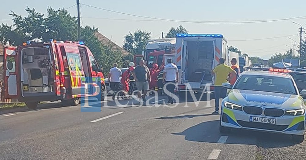 Accident politie smurd ambulanta .jpg