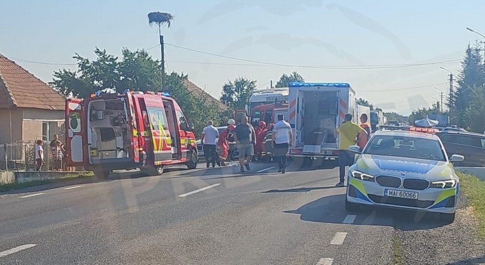 accident ambulanta pompieri dn19 (10).jpg