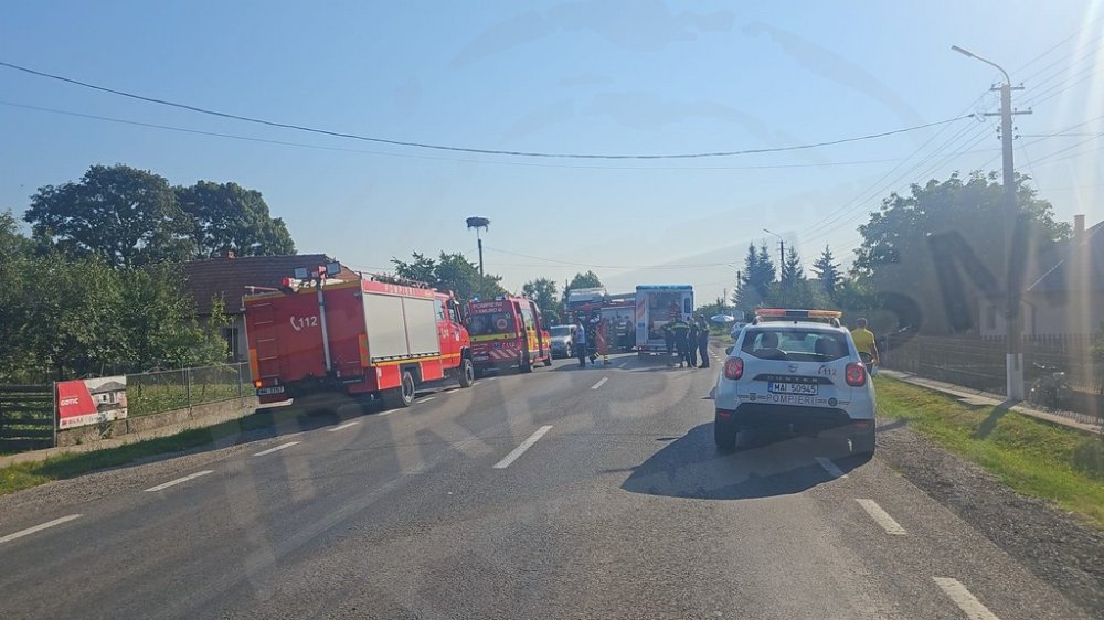 accident ambulanta pompieri dn19 (2).jpg