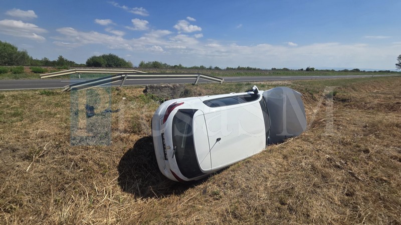 accident masina in sant vara1.jpg