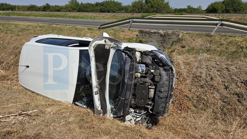 accident masina in sant vara5.jpg
