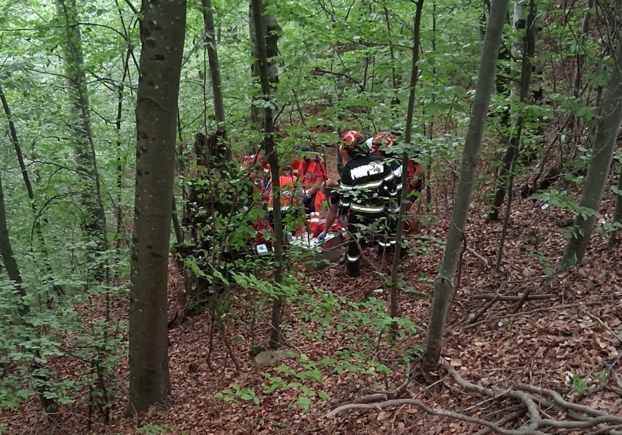 accident pădure salvamont1.jpg