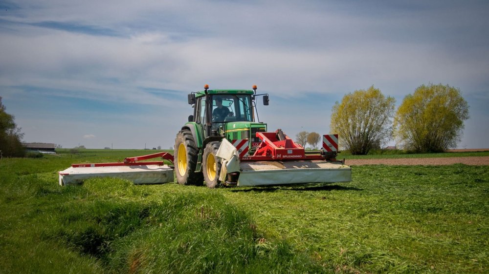 Câți cai putere cere o cositoare montată la tractor
