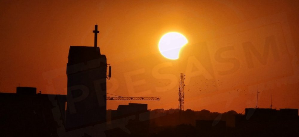 eclipsa soare satu mare (8).jpg
