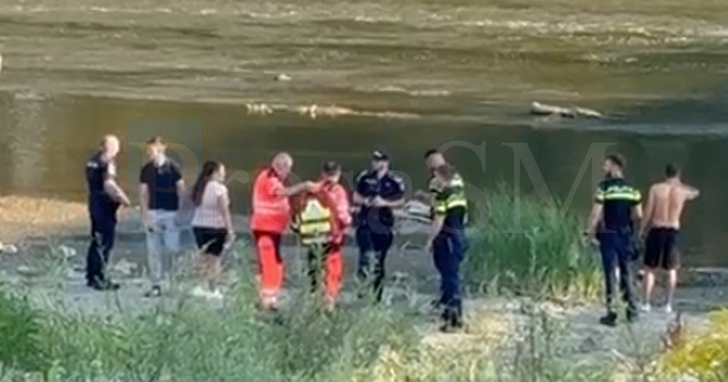 VIDEO. Operațiune de salvare în Centrul Sătmarului. Tânăr luat de ape. Intervin pompierii