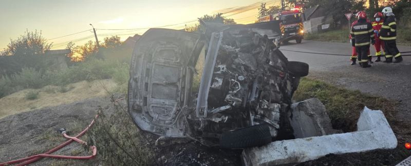 accident mașină incendiu (3).jpeg