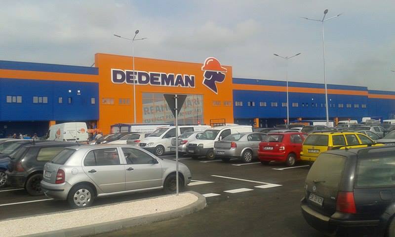 Nebunie la Dedeman Satu Mare